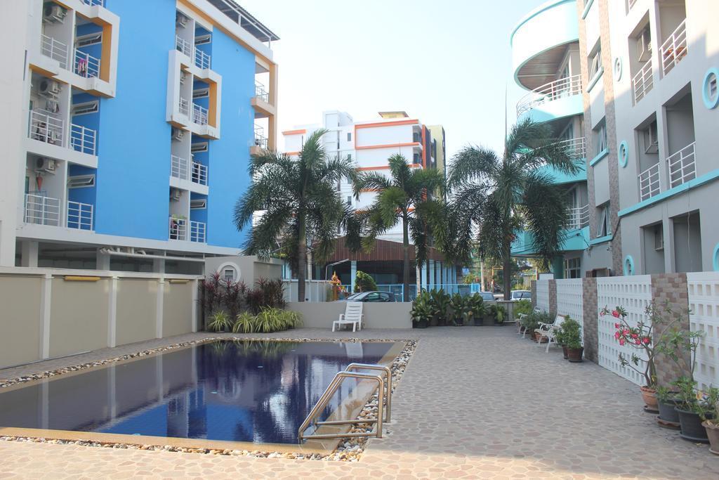 Lomsabai Apartments Bang Saen Exterior photo